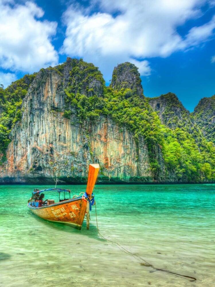 Bespoke Private Journeys & Tours | Immersive Cultural Experiences in Thailand (Bangkok-based boutique travel agency)