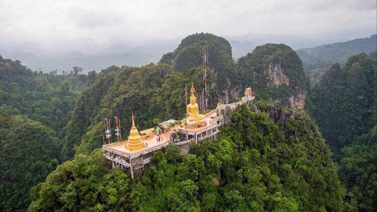 Rock Around Siam | Boutique Bespoke Travel Agency | Tailor-Made Private Journeys & Tours | Immersive Cultural Experiences