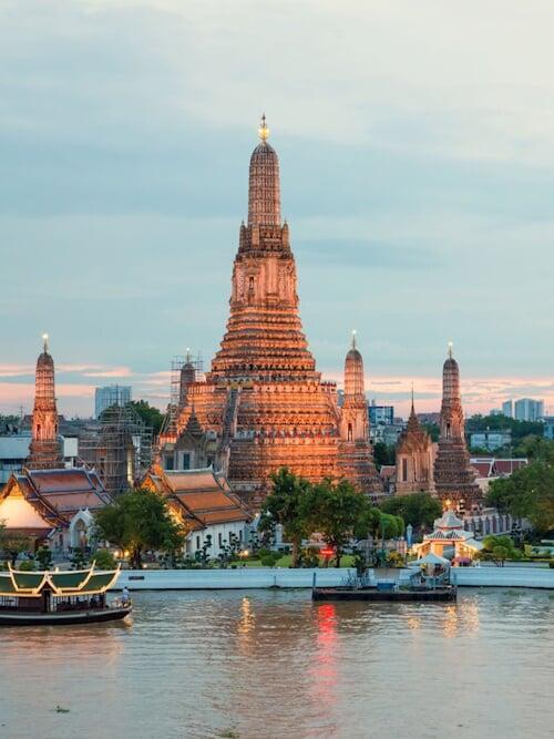 Immersion dans l’histoire, l’art, l’architecture et les traditions du Siam authentique