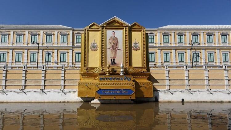 Visites privées sur mesure pour découvrir le patrimoine culturel de Bangkok, Kanchanaburi, Ayutthaya, Sukhothaï, de l'Isaan et du Siam